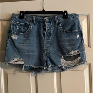 501 Levi Distressed Denim Women Shorts